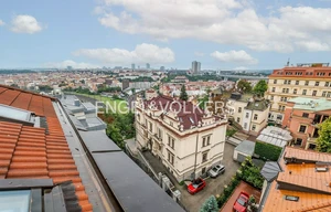 Apartment for rent, 5+kk - 4 bedrooms, 210m<sup>2</sup>