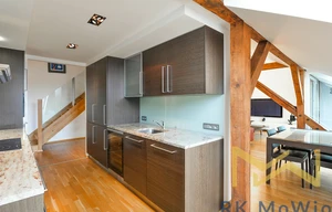 Apartment for rent, 5+kk - 4 bedrooms, 210m<sup>2</sup>