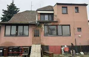 Family house for sale, 258m<sup>2</sup>, 459m<sup>2</sup> of land