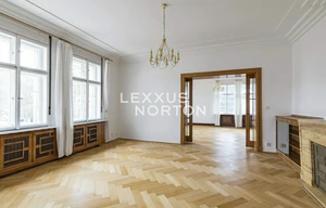 Apartment for rent, 5 bedrooms +, 246m<sup>2</sup>
