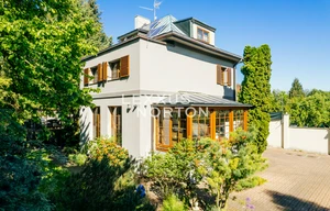 Villa for sale, 320m<sup>2</sup>, 2078m<sup>2</sup> of land