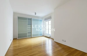 Apartment for rent, 4+kk - 3 bedrooms, 135m<sup>2</sup>