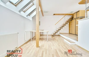 Family house for rent, 100m<sup>2</sup>, 136m<sup>2</sup> of land