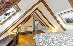 Apartment for rent, 4+1 - 3 bedrooms, 221m<sup>2</sup>