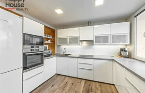 Apartment for rent, 3+1 - 2 bedrooms, 75m<sup>2</sup>