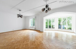 Villa for rent, 510m<sup>2</sup>, 856m<sup>2</sup> of land