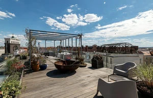 Apartment for rent, 4+kk - 3 bedrooms, 454m<sup>2</sup>