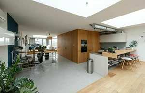 Apartment for rent, 4+kk - 3 bedrooms, 196m<sup>2</sup>