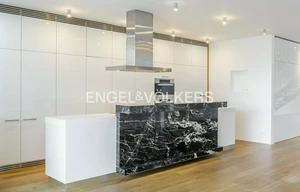 Apartment for rent, 4+kk - 3 bedrooms, 254m<sup>2</sup>