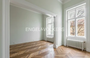 Apartment for rent, 5+1 - 4 bedrooms, 176m<sup>2</sup>