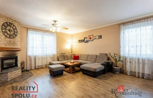 Family house for sale, 155m<sup>2</sup>, 477m<sup>2</sup> of land