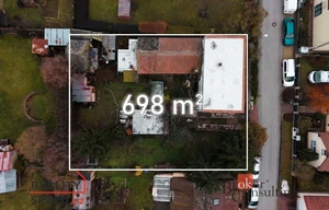 Family house for sale, 205m<sup>2</sup>, 698m<sup>2</sup> of land