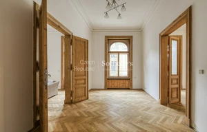 Apartment for rent, 5 bedrooms +, 255m<sup>2</sup>