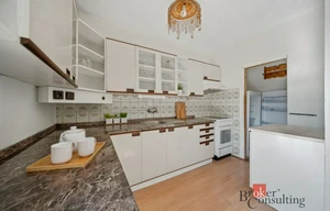 Family house for sale, 200m<sup>2</sup>, 300m<sup>2</sup> of land