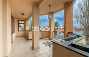 Apartment for rent, 4+1 - 3 bedrooms, 152m<sup>2</sup>