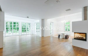 Villa for rent, 325m<sup>2</sup>, 6772m<sup>2</sup> of land