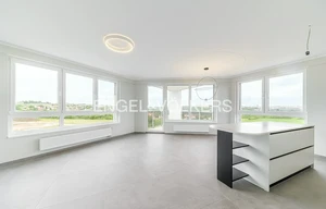 Apartment for rent, 4+kk - 3 bedrooms, 97m<sup>2</sup>