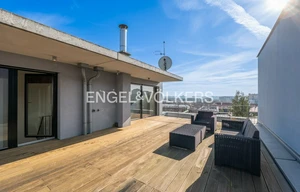 Family house for rent, 259m<sup>2</sup>, 383m<sup>2</sup> of land