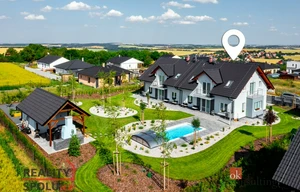 Family house for sale, 196m<sup>2</sup>, 1080m<sup>2</sup> of land