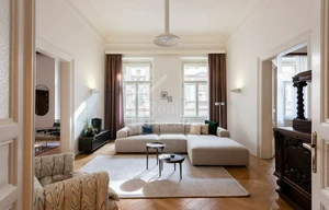 Apartment for sale, 4+1 - 3 bedrooms, 144m<sup>2</sup>