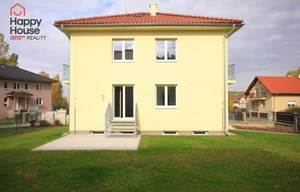 Family house for rent, 300m<sup>2</sup>, 820m<sup>2</sup> of land