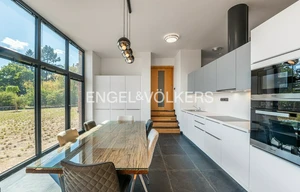 Family house for rent, 160m<sup>2</sup>, 800m<sup>2</sup> of land