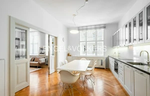 Apartment for rent, 3+1 - 2 bedrooms, 142m<sup>2</sup>