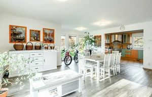 Family house for rent, 164m<sup>2</sup>, 636m<sup>2</sup> of land