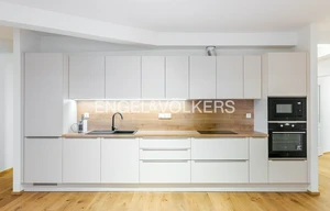 Apartment for rent, 4+kk - 3 bedrooms, 161m<sup>2</sup>