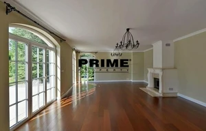 Villa for rent, 560m<sup>2</sup>, 1435m<sup>2</sup> of land