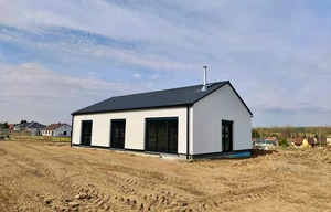 Family house for sale, 100m<sup>2</sup>, 1066m<sup>2</sup> of land