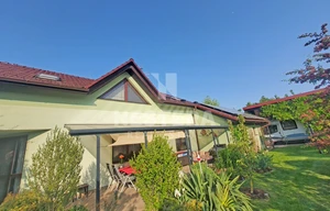 Family house for sale, 197m<sup>2</sup>, 840m<sup>2</sup> of land