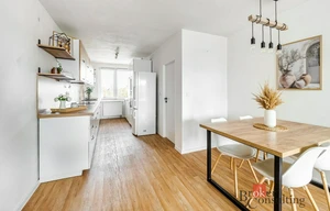 Family house for sale, 220m<sup>2</sup>, 170m<sup>2</sup> of land