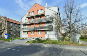 Apartment for rent, 2+kk - 1 bedroom, 65m<sup>2</sup>