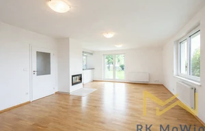 Family house for rent, 280m<sup>2</sup>, 820m<sup>2</sup> of land