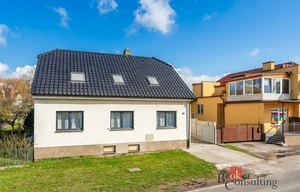 Family house for sale, 180m<sup>2</sup>, 939m<sup>2</sup> of land