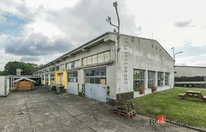 Other commercial property for sale, 498m<sup>2</sup>