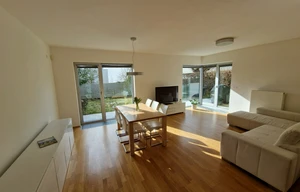 Family house for sale, 125m<sup>2</sup>, 185m<sup>2</sup> of land