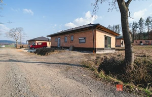 Family house for sale, 152m<sup>2</sup>, 935m<sup>2</sup> of land
