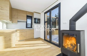 Cottage for sale, 41m<sup>2</sup>, 424m<sup>2</sup> of land