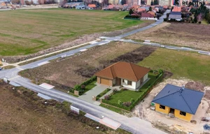 Building plot for sale, 723m<sup>2</sup>