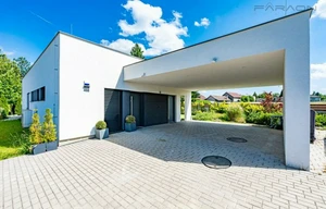 Family house for sale, 132m<sup>2</sup>, 1027m<sup>2</sup> of land