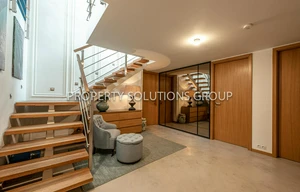 Apartment for rent, 4+kk - 3 bedrooms, 196m<sup>2</sup>