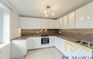 Family house for rent, 350m<sup>2</sup>, 779m<sup>2</sup> of land