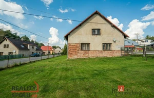 Family house for sale, 160m<sup>2</sup>, 758m<sup>2</sup> of land