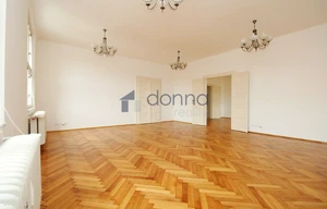 Apartment for rent, 4+1 - 3 bedrooms, 140m<sup>2</sup>