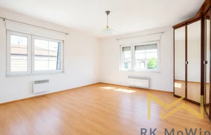 Villa for rent, 365m<sup>2</sup>, 539m<sup>2</sup> of land