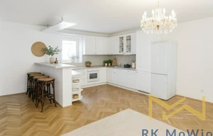 Family house for rent, 280m<sup>2</sup>, 670m<sup>2</sup> of land