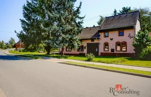 Family house for sale, 290m<sup>2</sup>, 2499m<sup>2</sup> of land