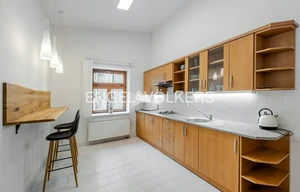 Apartment for rent, 3+kk - 2 bedrooms, 123m<sup>2</sup>